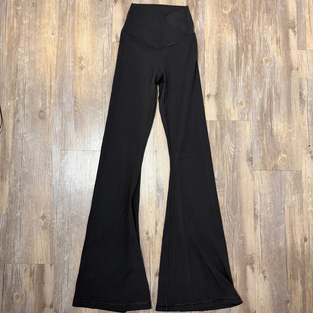 Offline by Aerie Real Me High Waisted Crossover‎ Flare Leggings Womens XS Black